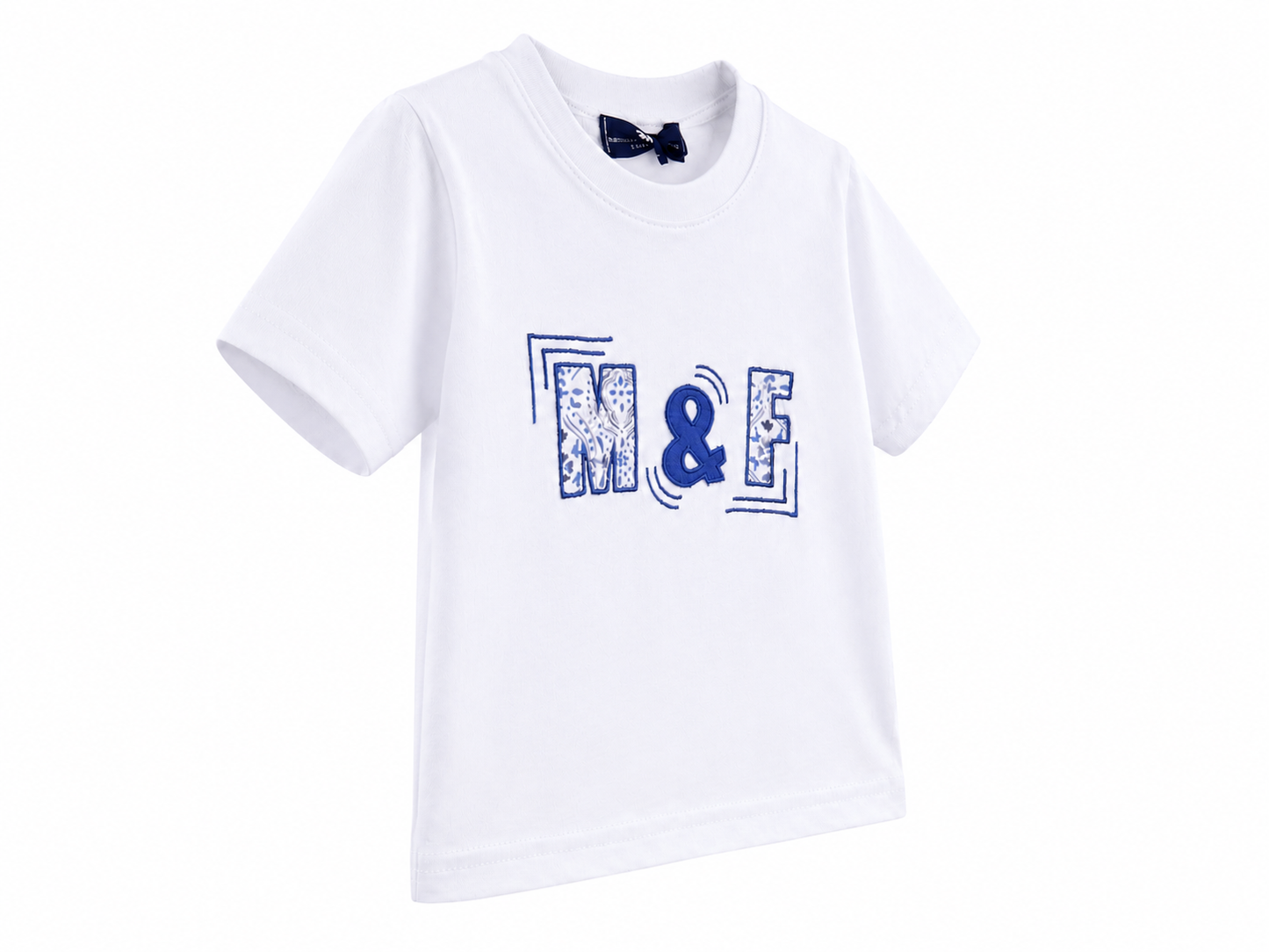 T-shirt basic bianca con ricamo M&F blu