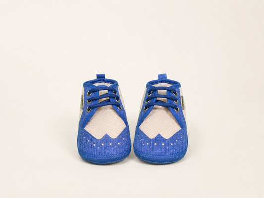 Two-tone lace-up baby shoes sand and blue