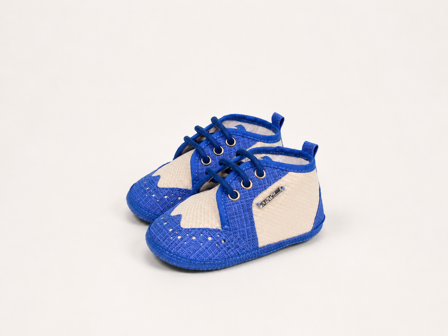 Scarpine neonato bicolor stile stringato sabbia e blu